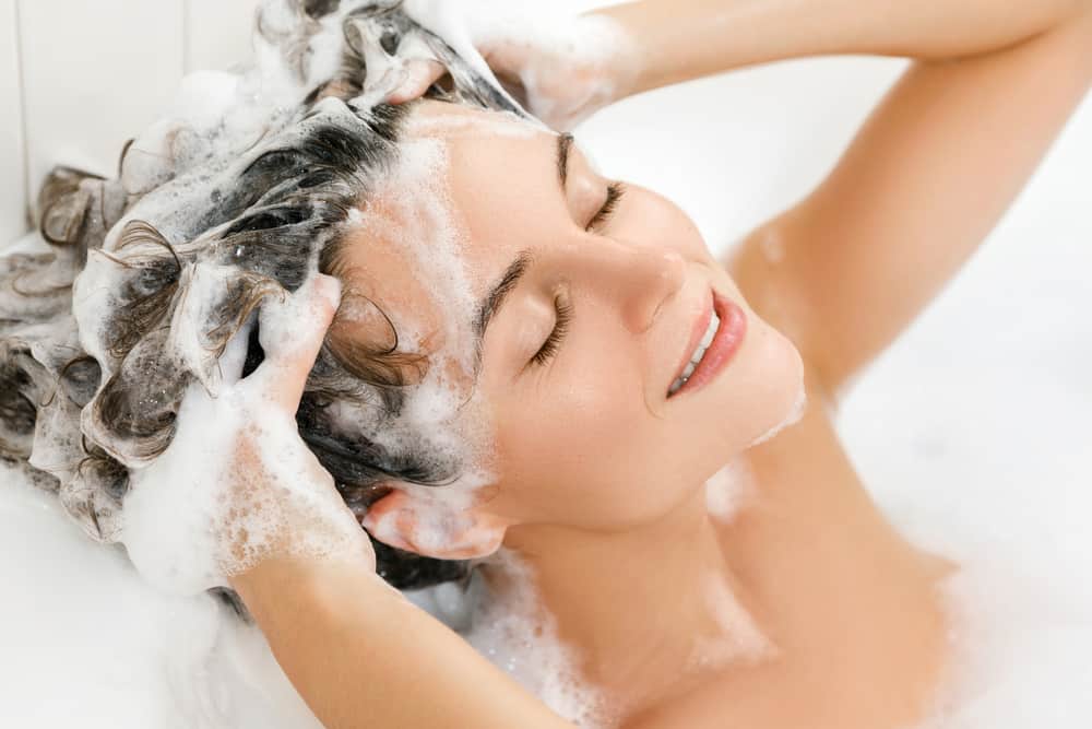 The-Complete-List-–-15-Harmful-Shampoo-Ingredients-to-Avoid